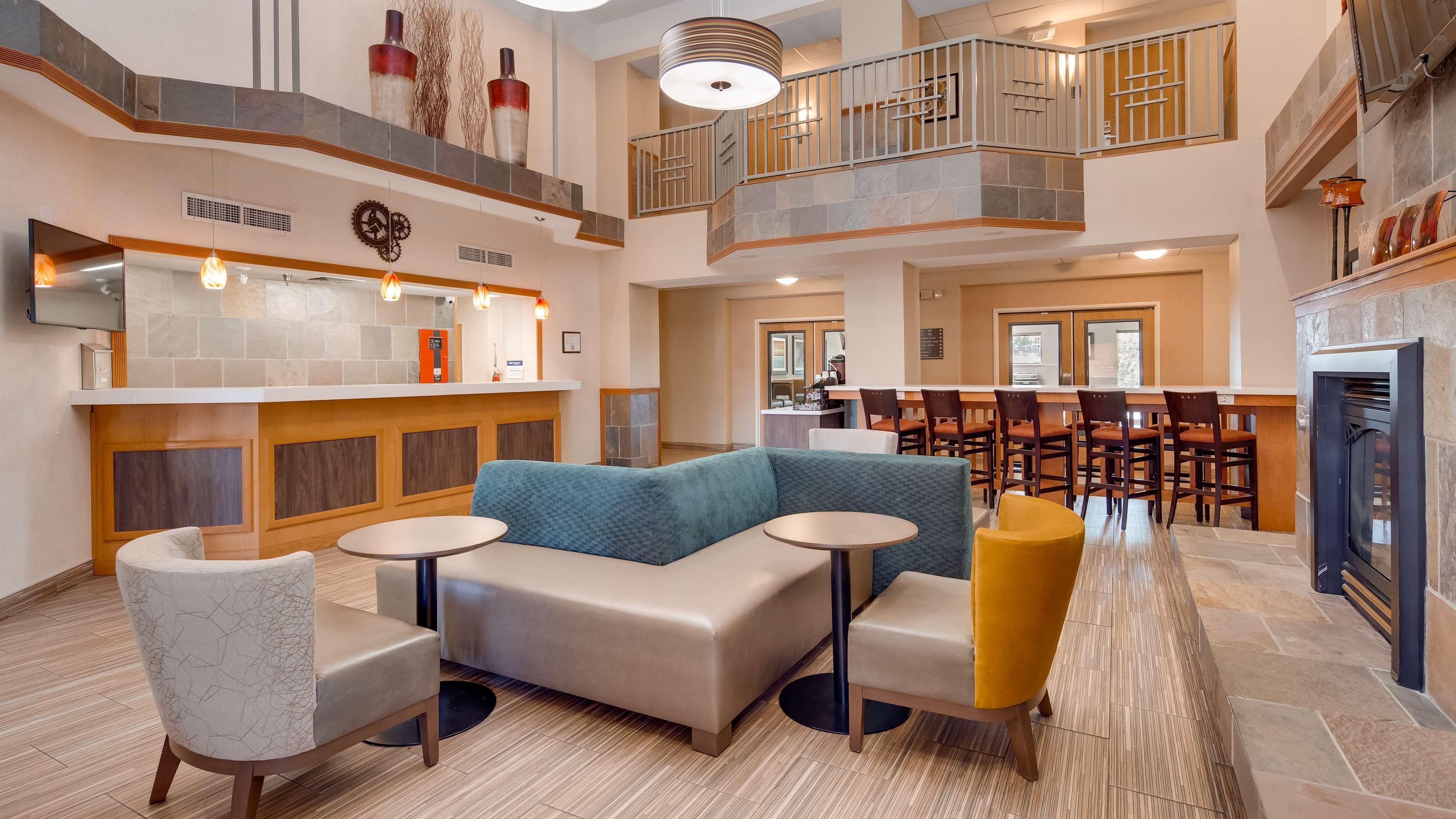 Best Western Plus Gateway Inn&Suites - Aurora Extérieur photo