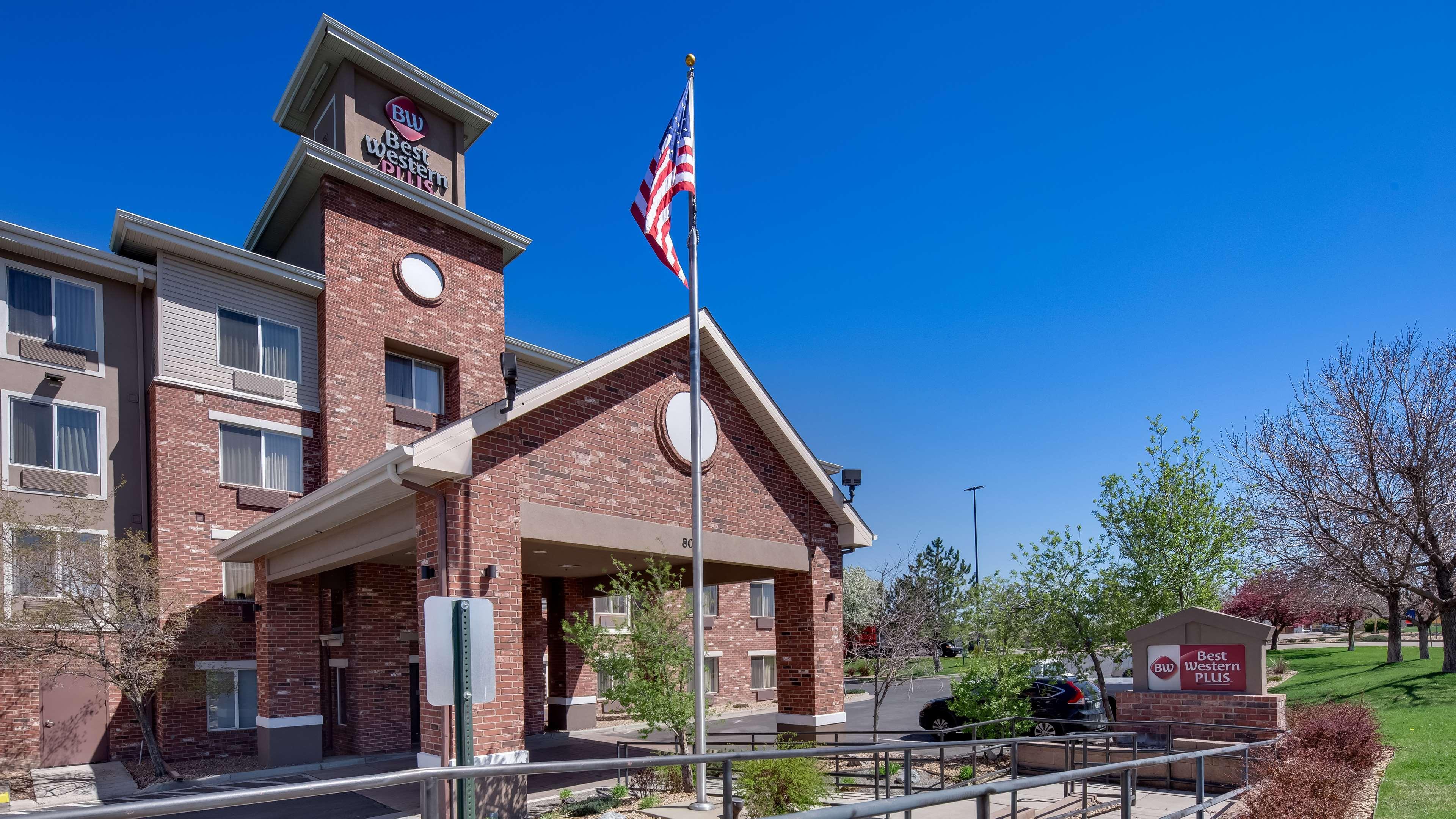 Best Western Plus Gateway Inn&Suites - Aurora Extérieur photo